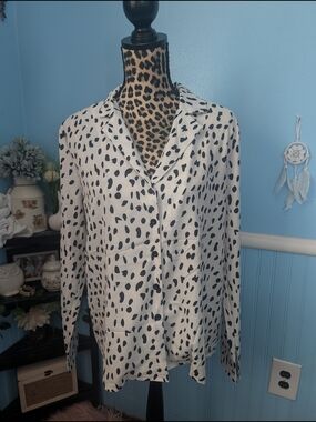 Brand new- Polka Dot Button-Down Shirt - White/Black